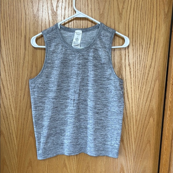 Athleta in motion seamless tank - Picture 4 of 7